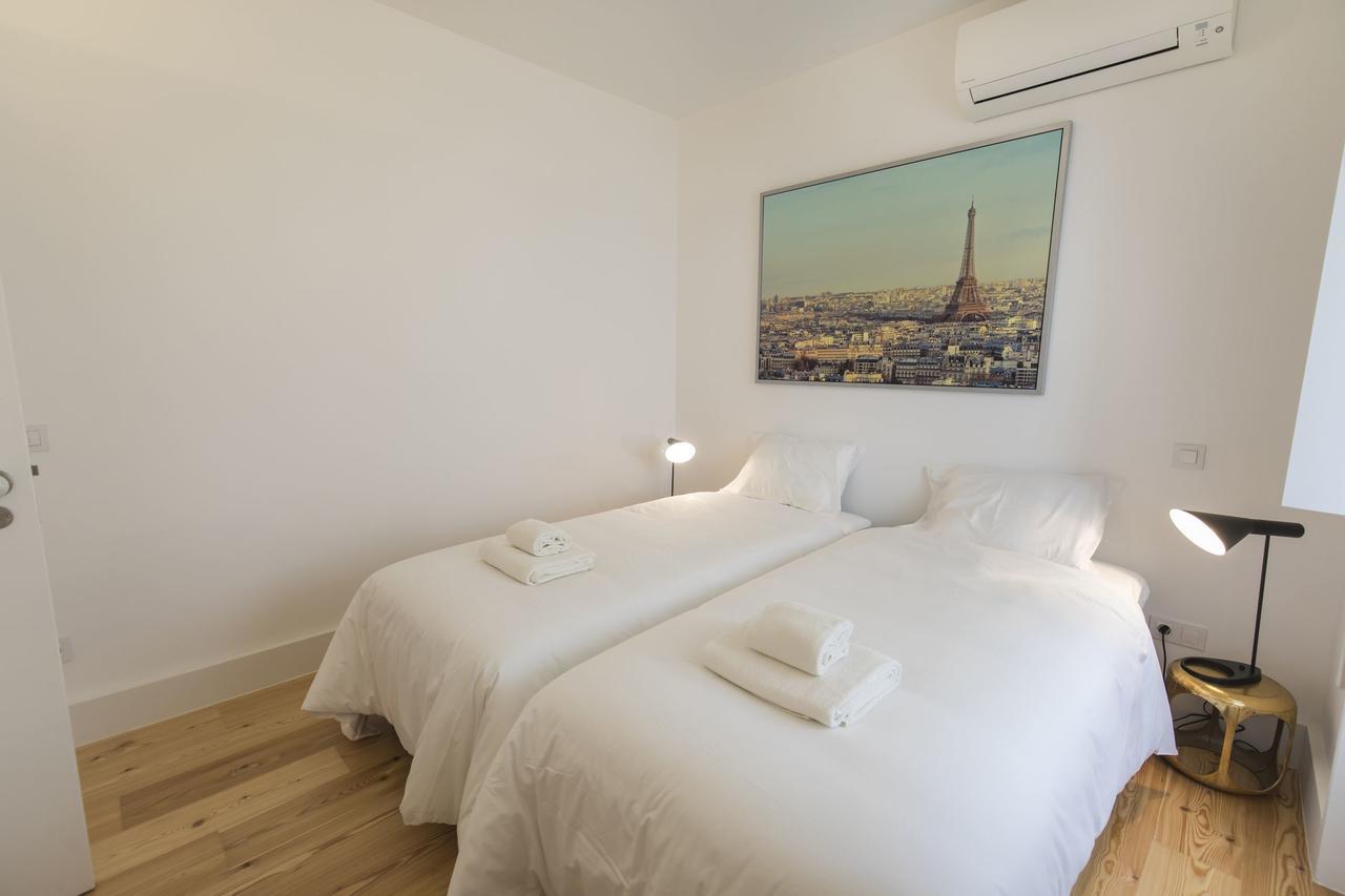 Lovelystay - Chic, Citrus Home - Private Garden Lisboa Ngoại thất bức ảnh